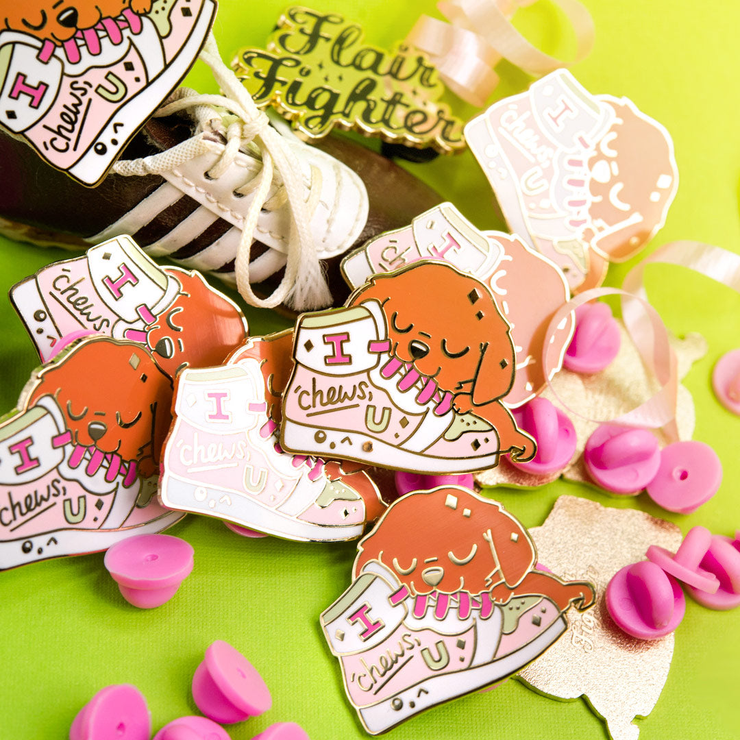 "I Chews U" Golden Retriever Shoe Enamel Pin-2