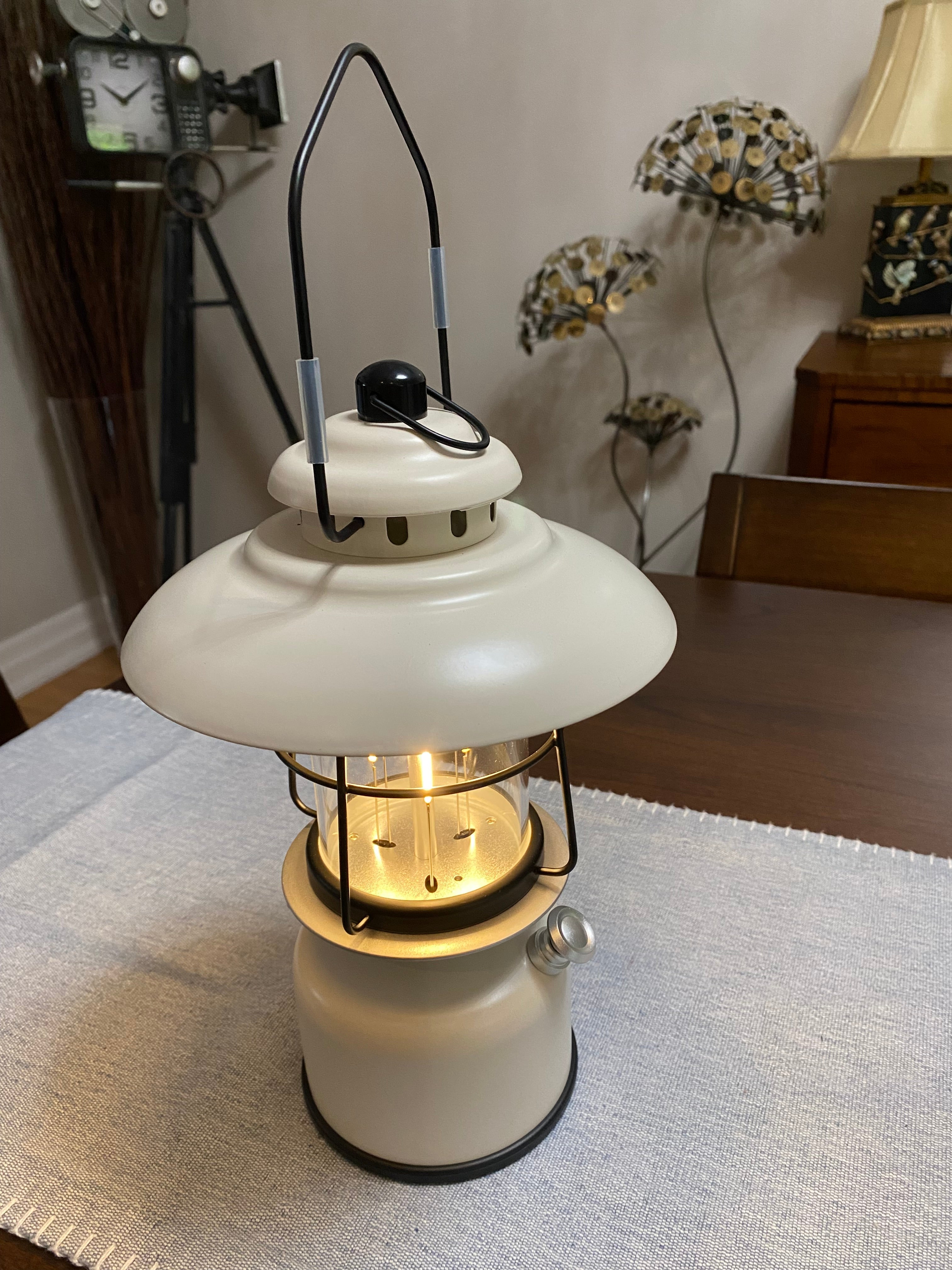 Saturn camping Lantern