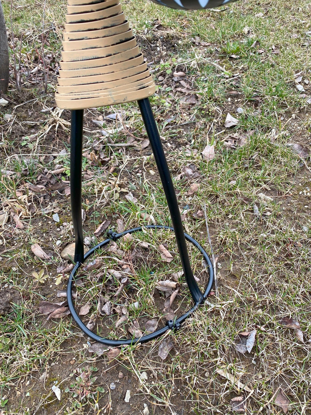 Abstract Tribal Lady Figurine Metal Sculpture On Head with Solar light